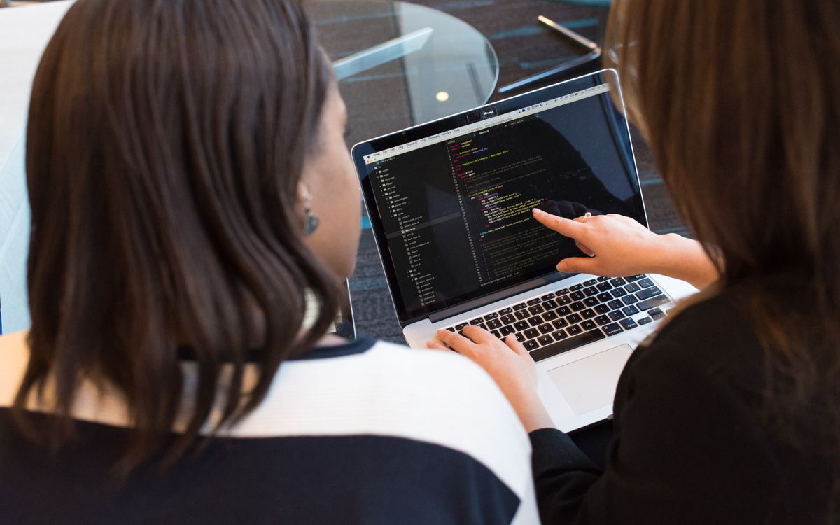 DataWhisper